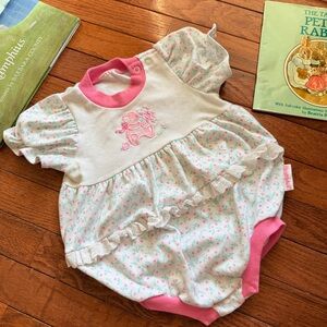 Vintage HealthTex Baby Girls Pink Floral Ruffle Bubble with Teddy, 12m